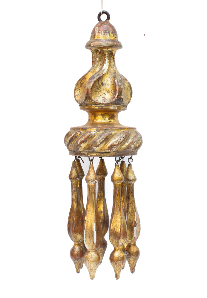 18th century Italian hand-carved gold leaf 'pompom' tassel. 