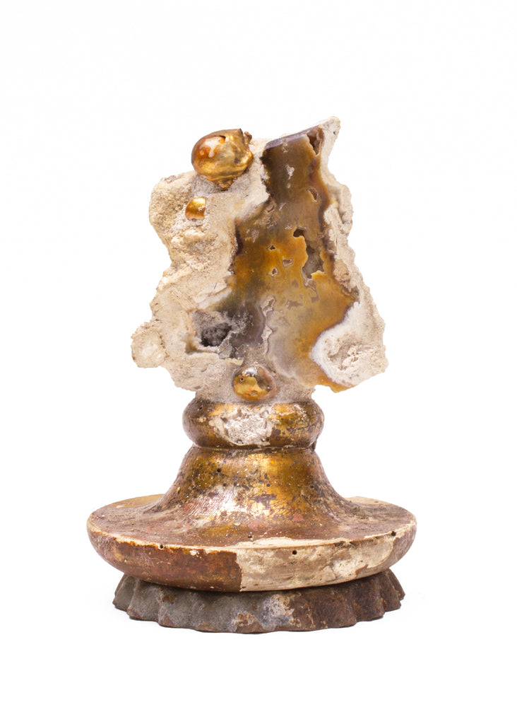 18th century Italian gold leaf candlestick top with polished agate coral and natural forming baroque pearls. The 18th century fragment comes from Tuscany and has the original candlestick wax drip-tray attached.