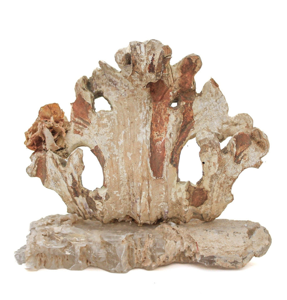 17th century Italian fragment with wulfenite on a fishtail selenite base